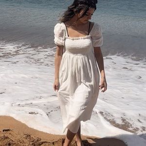 White midaxi dress
